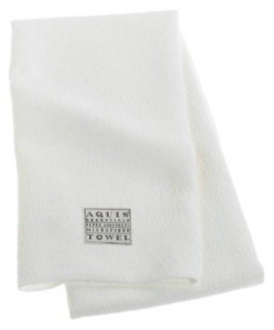 Why Every Naturalista Needs A Microfiber Towel
